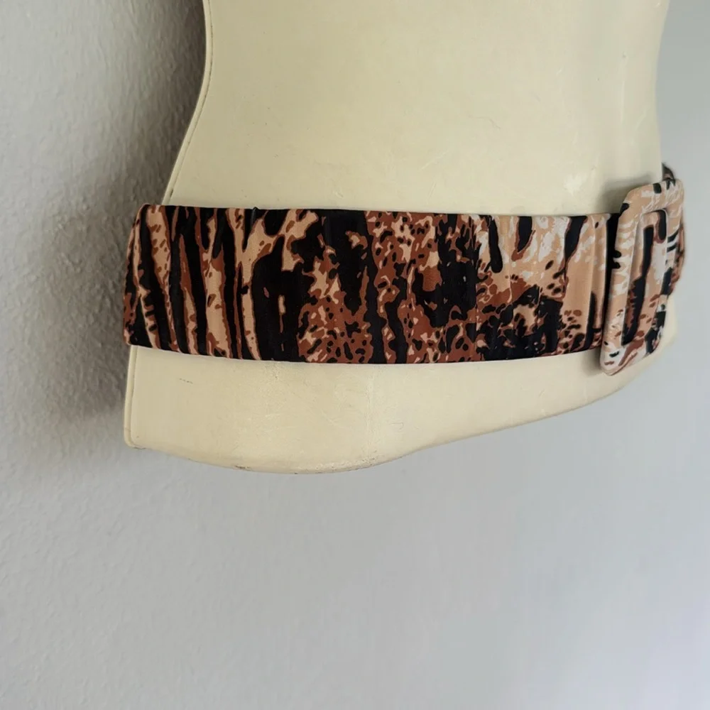 Brown leopard print elastic stretch waist belt size small/medium